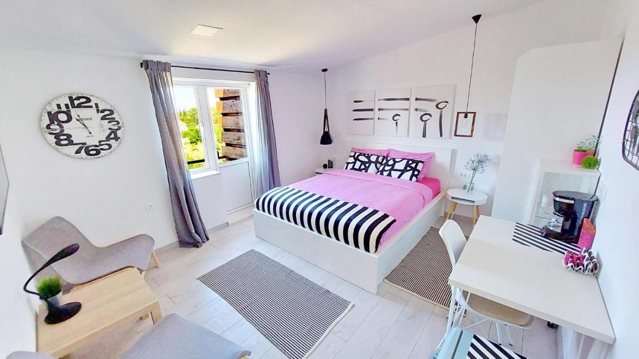 Apartmán Le Petit 2 Čilipi Exteriér fotografie