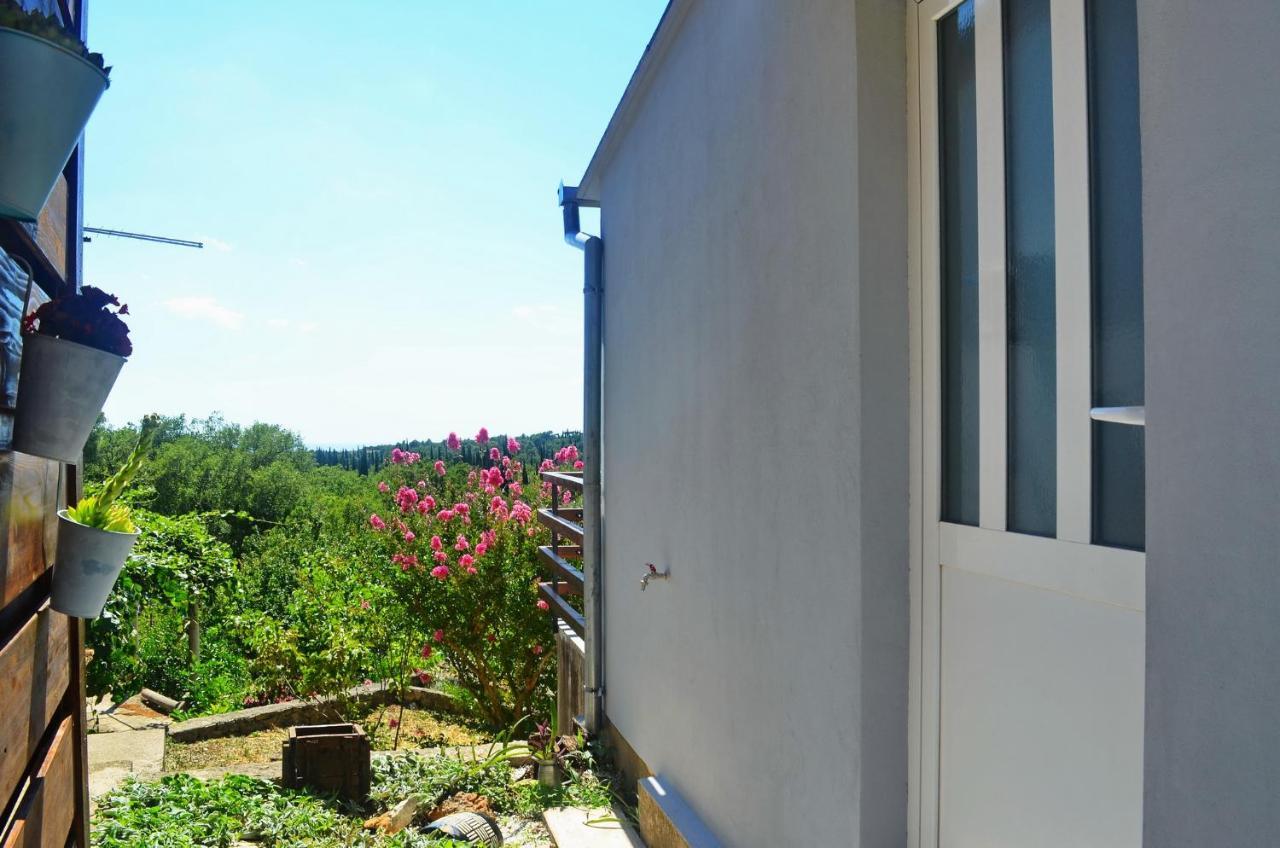 Apartmán Le Petit 2 Čilipi Exteriér fotografie