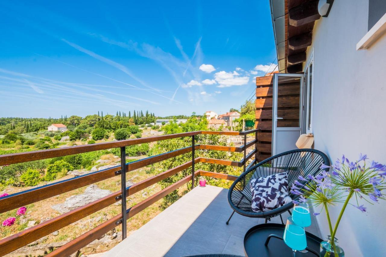 Apartmán Le Petit 2 Čilipi Exteriér fotografie